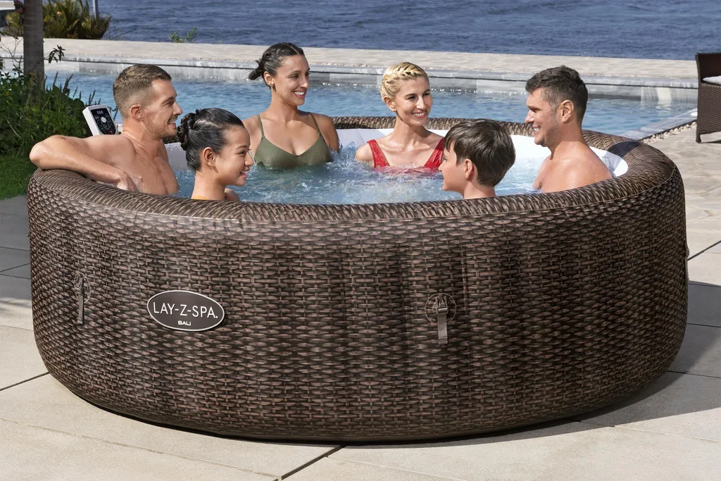 Bestway® LAY-Z-SPA® Energiespar-Whirlpool Bali AirJet™ mit App-Steuerung + integrierter UltraFit™ -Pumpeneinheit